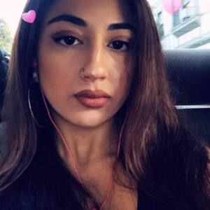 Meet your Posher, Sara